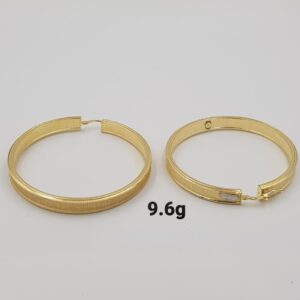 9.6-gram Gold Earrings